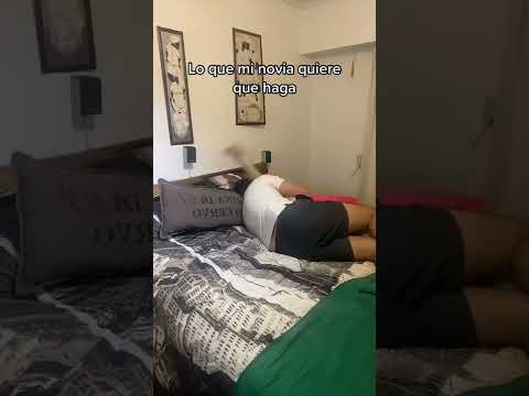 le encanta dormir cucharita El arte de la cucharita: cómo abrazar en pareja de manera íntima