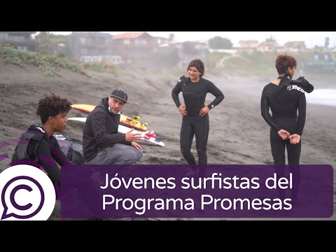 Jóvenes surfistas son parte del Programa Promesas Chile
