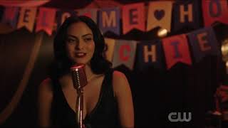 Riverdale 3x10: Veronica Lodge Singing Eres Tú (Spain 1973)