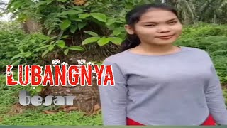 gadis cantik nunjukin lubang rupanya besar dan dalam