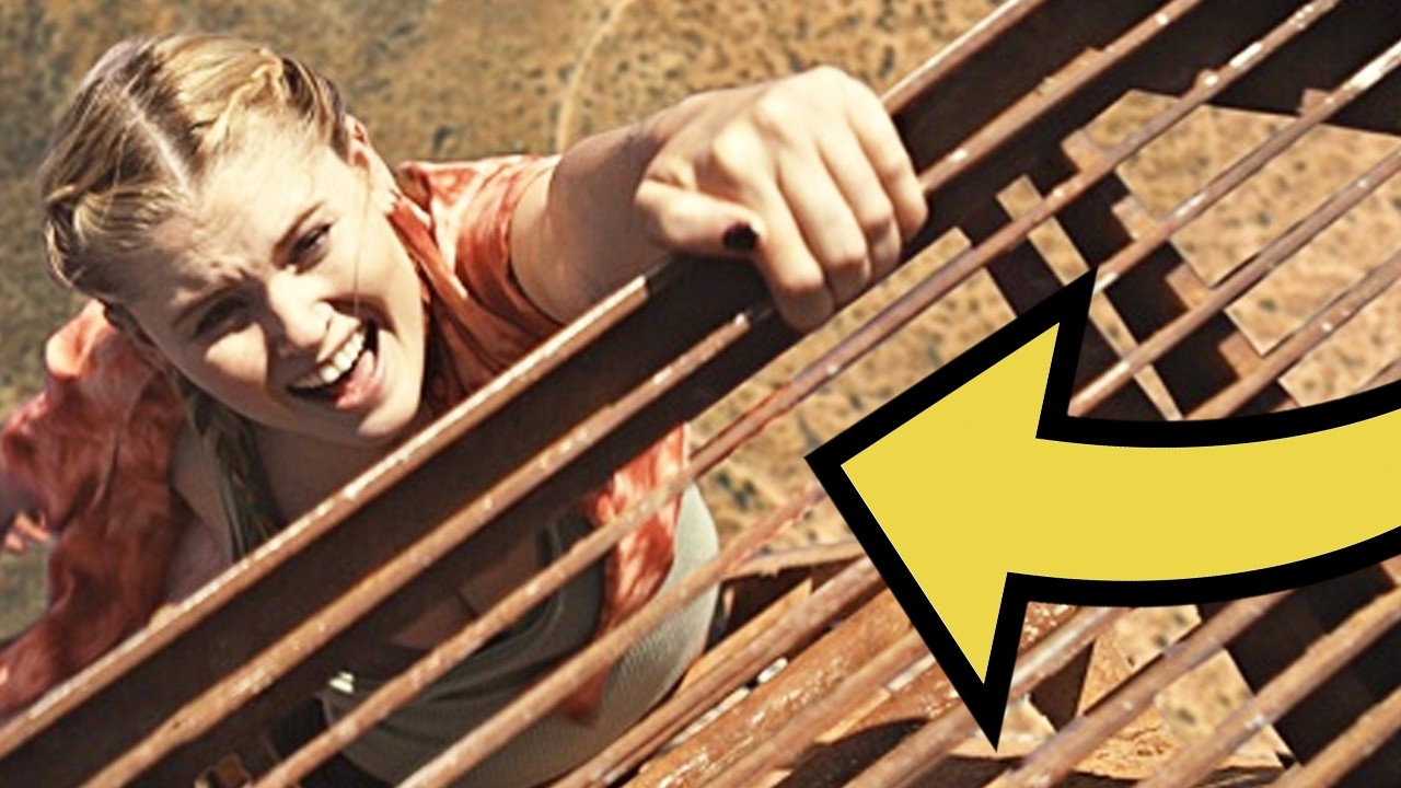 9 Horror Movie Moments NOBODY Saw Coming