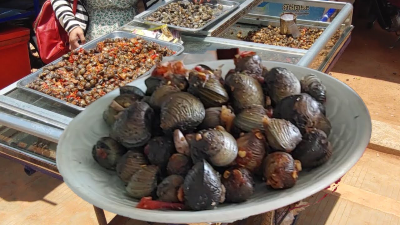 Hi...Every One! Please Enjoy Eating This Clams Salt and Pepper Food, It