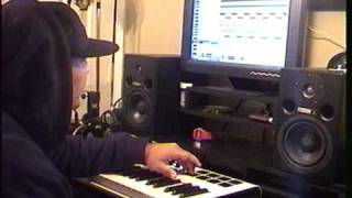 Mo-Wattz Makes An Aggie Beat