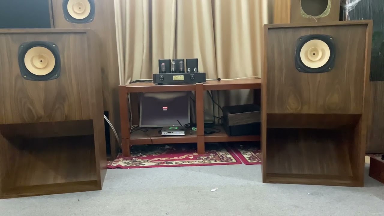 181-Nhẹ nhàng với amply đèn 6.5w (chi 7.5tr)và loa toàn dãi Fostex FE207 bass 20cm