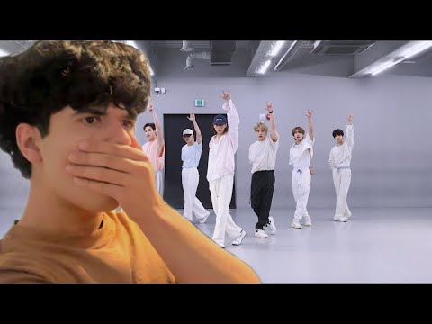 FIRST TIME WATCHING Stray Kids "CASE 143" Dance Practice Video