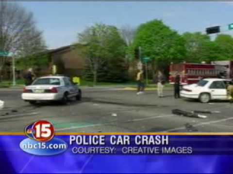 VIDEO: MPD Squad Car Involved in Crash 4-21-10 - YouTube