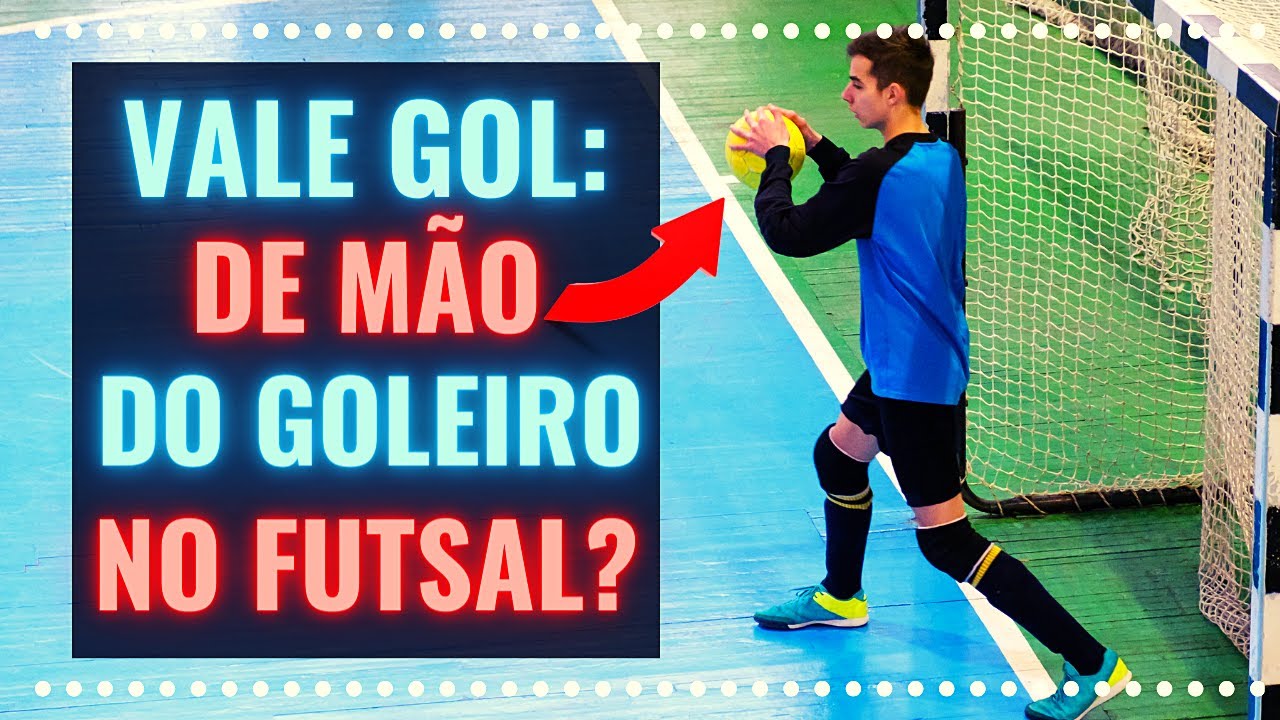 Por que o goleiro não fica no meio do gol no pênalti?