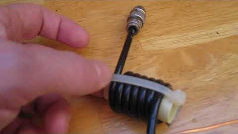 (How) does an RF choke work, is it needed and how to make an effective one