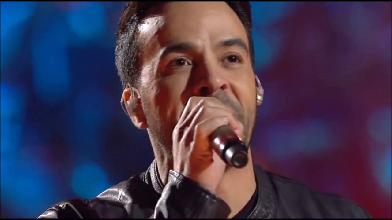 Luis Fonsi canta Against All Odds - Phill Collins