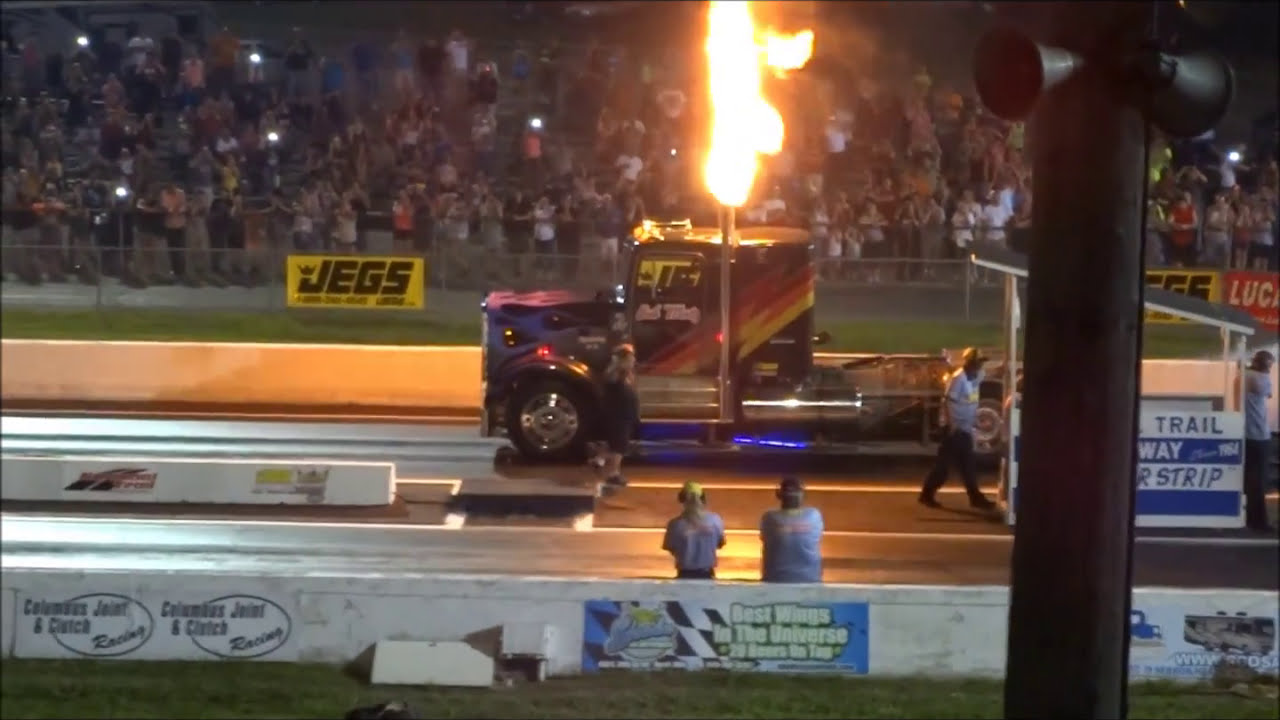 Bob Motz's worlds Fastest 17,500lbs of thrust "Jet Kenworth " and