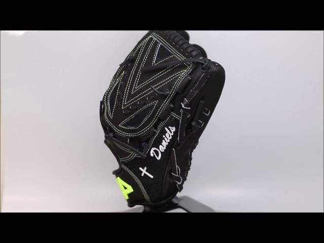 44 pro glovesキャッチャーミット sddefault.jpg