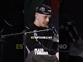 EN UN MINUTO CONOCES A UNA PERSONA