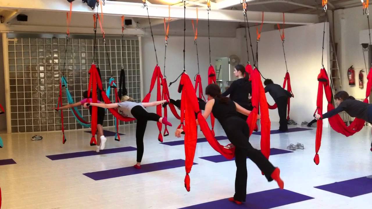 BODYFLYING: UMA NOVA FORMA DE FAZER EXERCÍCIOS 1