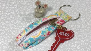 色々なところに付けられる💕ミニミニポーチ🌸A mini mini pouch that can be attached to various places.