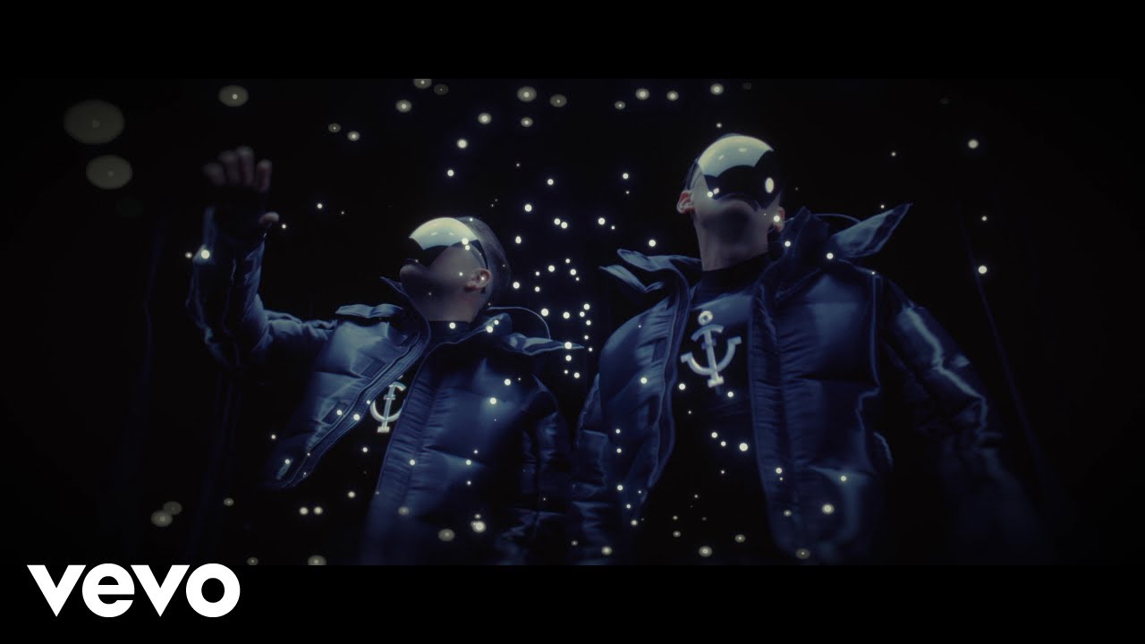twocolors - Disco Heart (Official Music Video) twocolors - Disco Heart (Official Music Video)