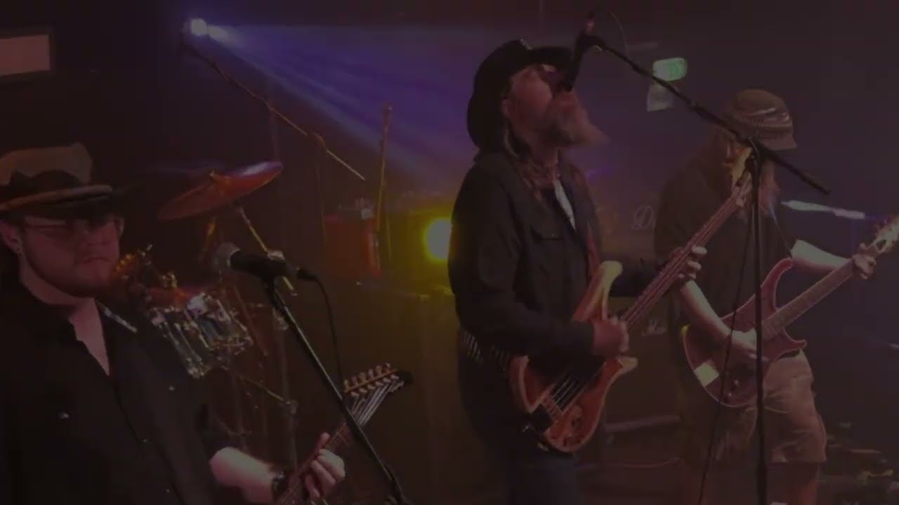 Löser – Born To Raise Hell (Live at The Brickyard, Carlisle – 26 Oct 2025)
