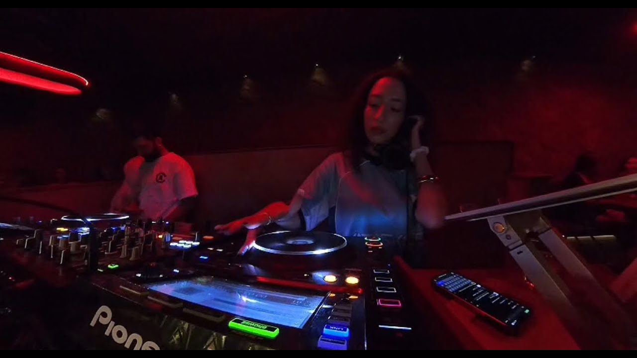 KENZHELO DJ SET- 50 MINUTES OF THROWBACK AFROBEATS & DANCEHALL