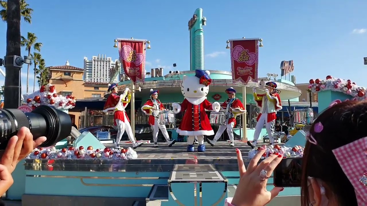 Hello Kitty Live Performance USJ