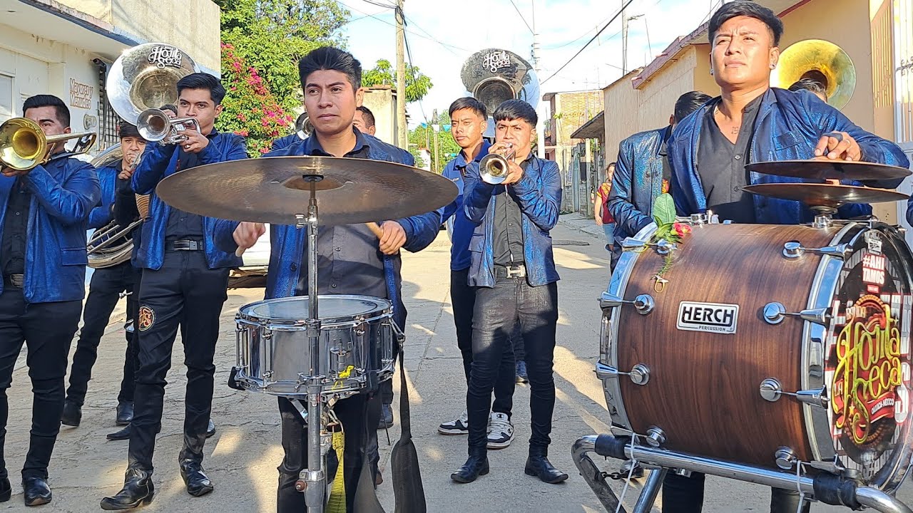 LOS LLOCHIS BANDA LA HOJITA SECA 🔥🥁 SON REVOLUCIONARIO Y 5 DE TE EN LA CALENDA DE SANTA MARÍA EL TUL