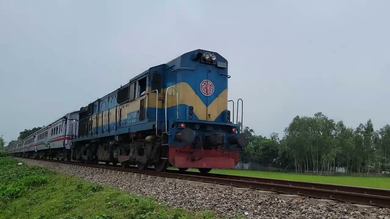 Nil Sagar Express: Dhaka to Nilphamari | 6610/GT42AC Locomotive | Beautiful Bangladesh