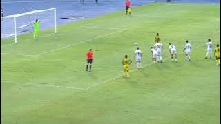 #JAMAICA  VS  Dominican Republic  MISS PENALTY Bobby Reid