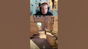 Sometimes I subtick, sometimes I don’t #cs2 #gaming #shorts