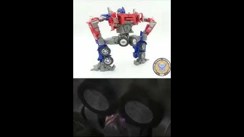 No one told me Optimus Prime was this caked up 😭