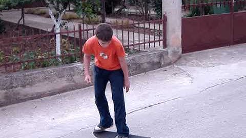 Casper Heelflip (while riding)