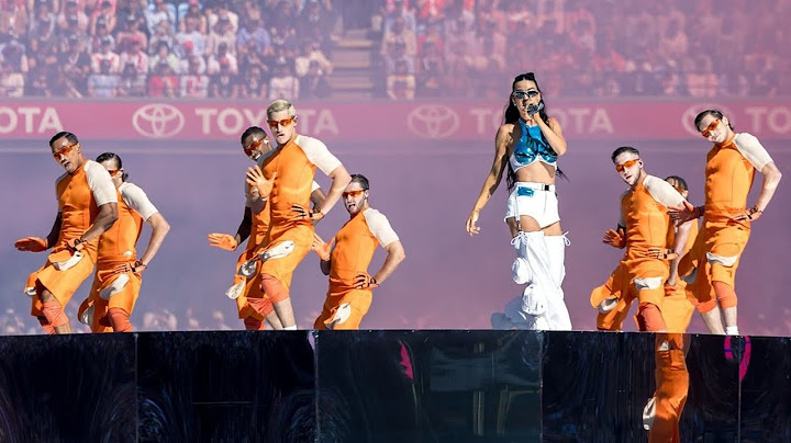 Katy Perry’s AFL Grand Final Performance Goes Viral as Fans Spot the ‘New Left Shark’