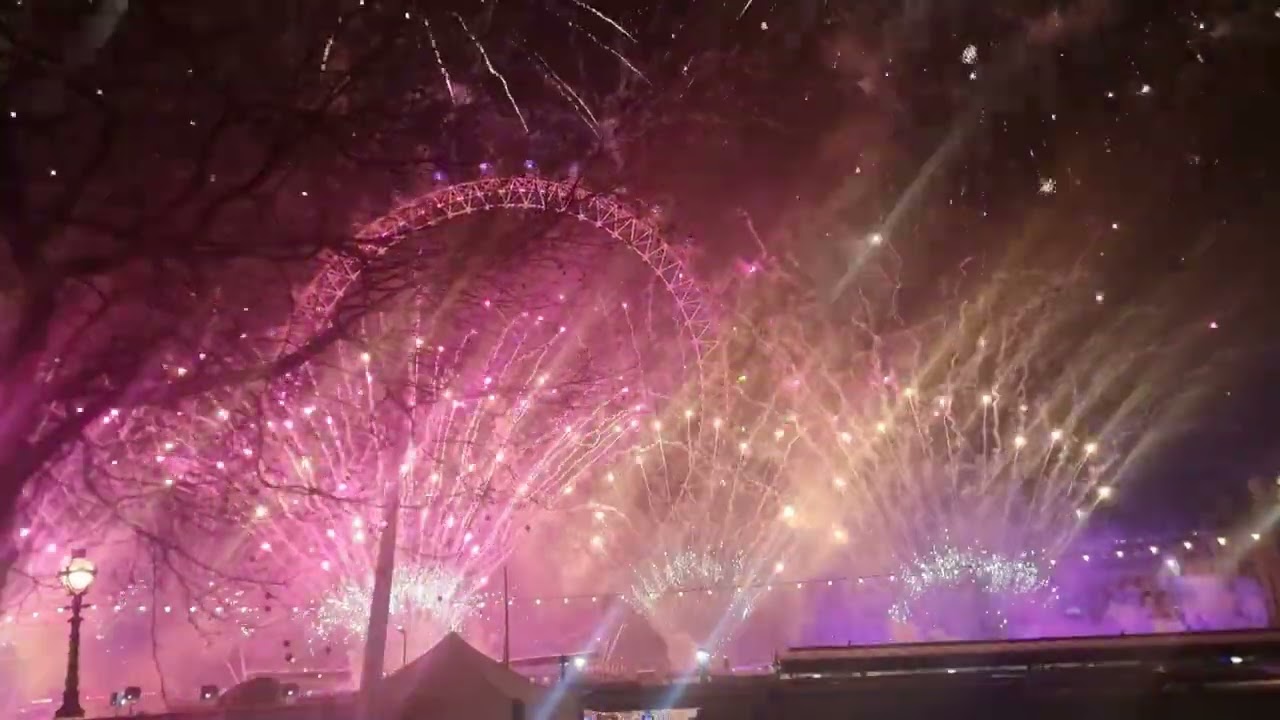 NYE London fireworks 2026
