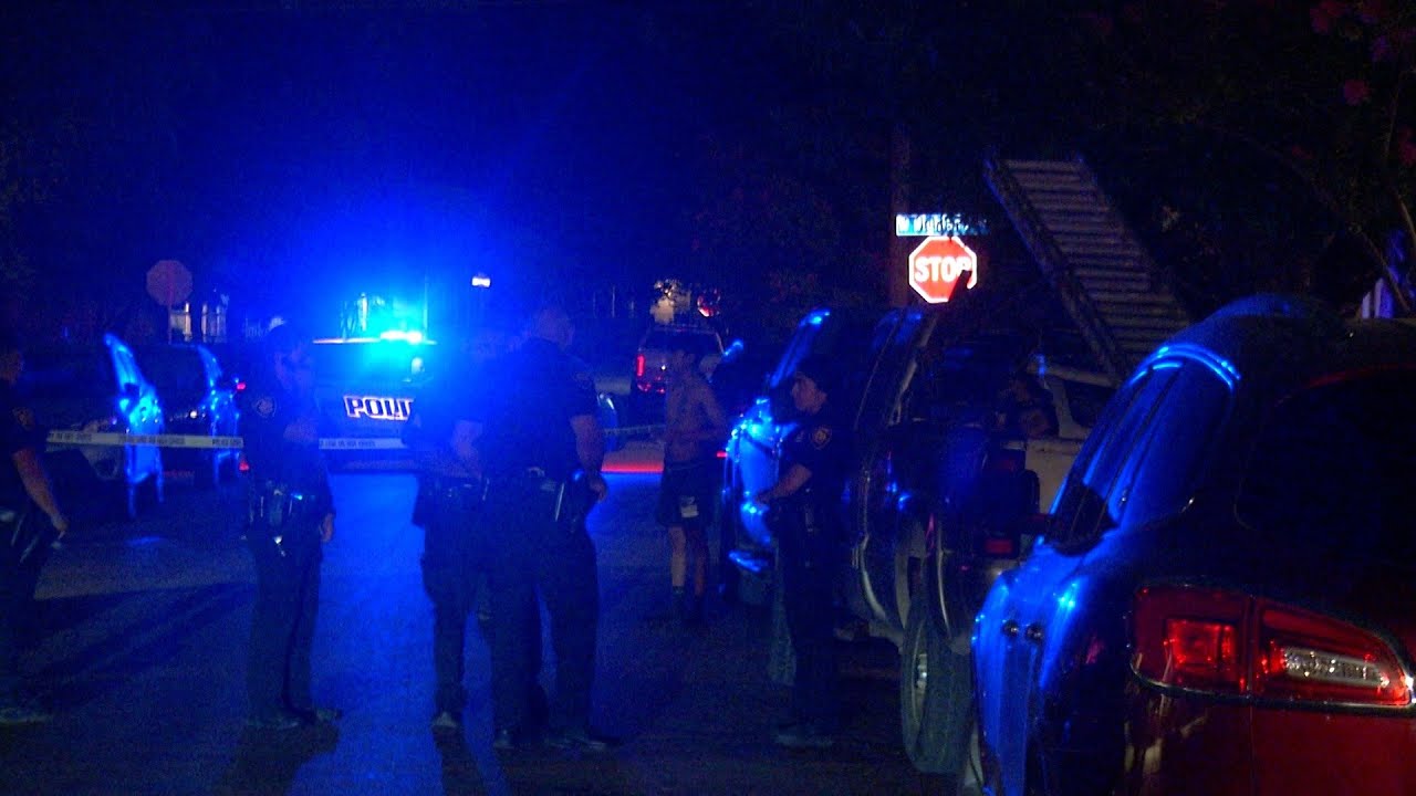 Man hospitalized after being shot in hip on South Side, police say ...