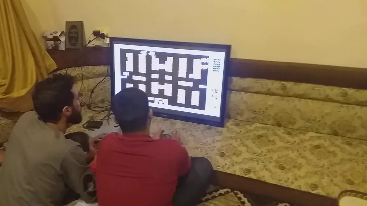 ابو خابور عم يسترجع ايام الطفولة YouTube
