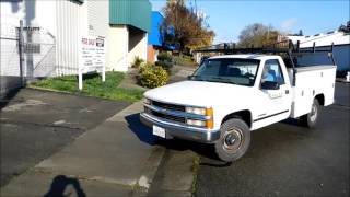 Lot #0103: 2000 Chevrolet 3500 Utility Bed Truck