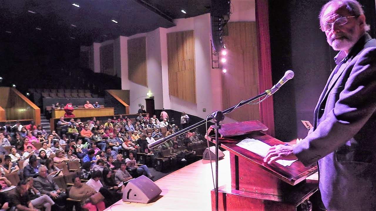 FORO SOBRE SEGURIDAD Y CRIMINALIZACIÓN DE LA JUVENTUD EN EL CENTRO CULTURAL AZCAPOTZALCO manuel ritz