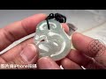 【漢石齋】天然翡翠A貨 如意靈猴玉佩吊墜 冰種飄花(40*45*11mm) product youtube thumbnail