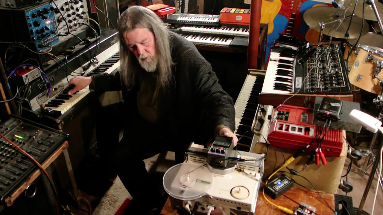 Razing Jericho or How to play acoustic synth