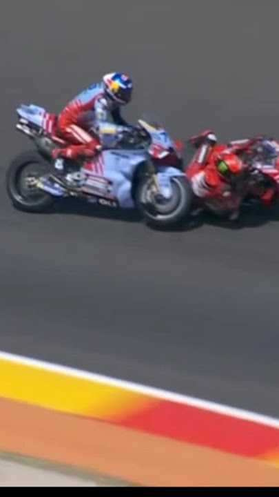 Segitunya bantu sang kakak🥺Pecco vs Alex Marquez MotoGP Aragon 2024 #shorts