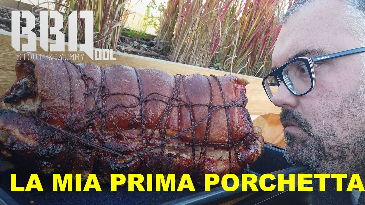 La mia prima porchetta al barbecue. Preparata da zero e cotta per 6 ore sul Big Green Egg