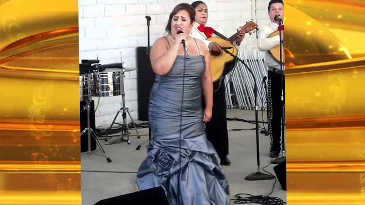 Minerva Rodriguez, singing Que Bonito Amor @ Marit...