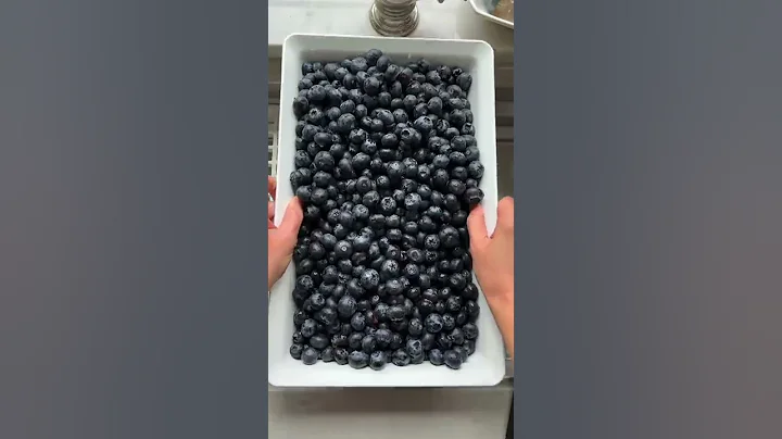 What I did with 12 pounds of blueberries! | FeelGoodFoodie - DayDayNews