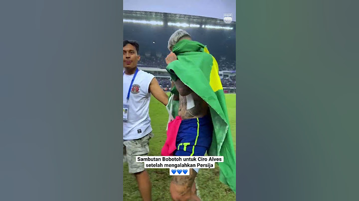 Gemuruh stadion meneriakkan nama Ciro Alves setelah PERSIB mengalahkan Persija 🏟️ #persib #shorts