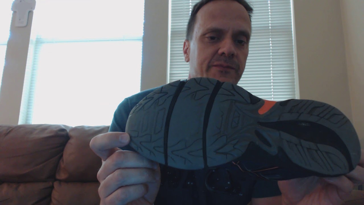 YouTubeでAsics GEL Venture 5 Shoes - 15 Month Update Reviewを視聴 YouTubeでAsics GEL Venture 5 Shoes - 15 Month Update Reviewを視聴