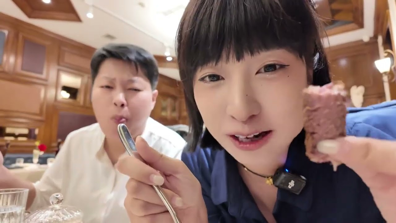 一定要带你的南方小伙伴吃这家俄餐！！ #哈尔滨旅游攻略 #俄餐 #中央大街 #乐在东北 #美食vlog