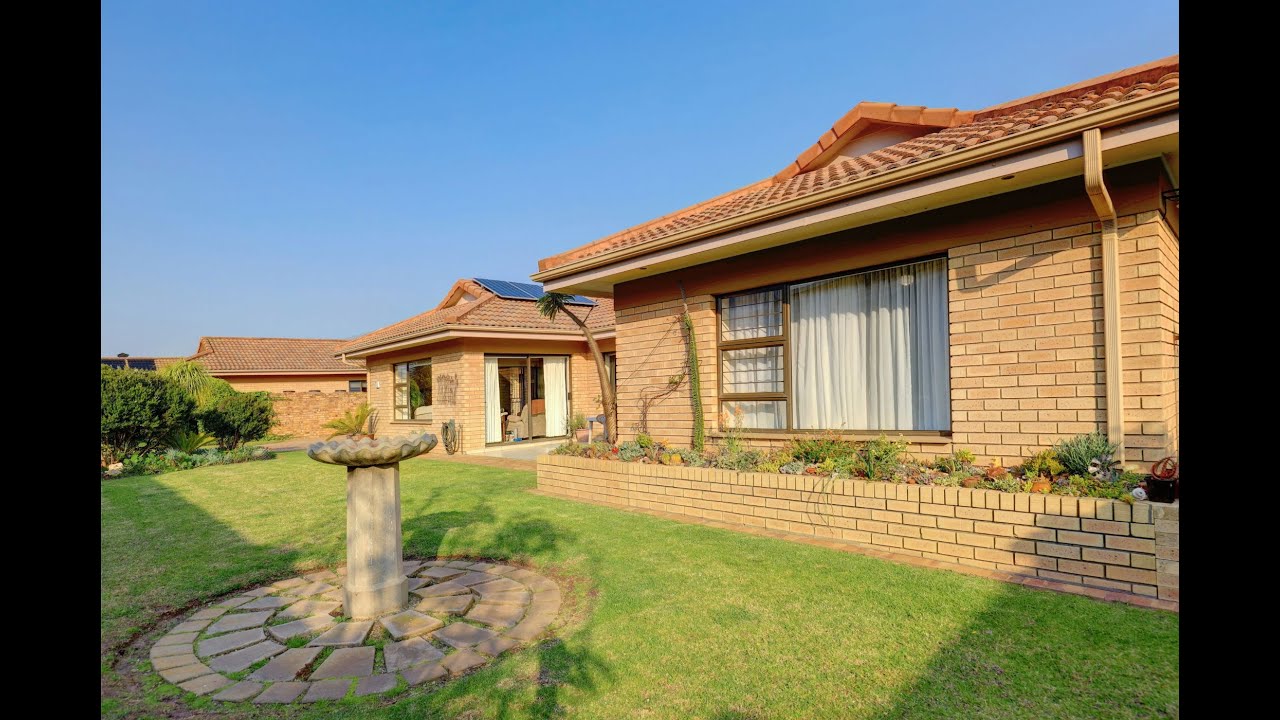 3 bedroom house for sale in Heather Park Pam Golding