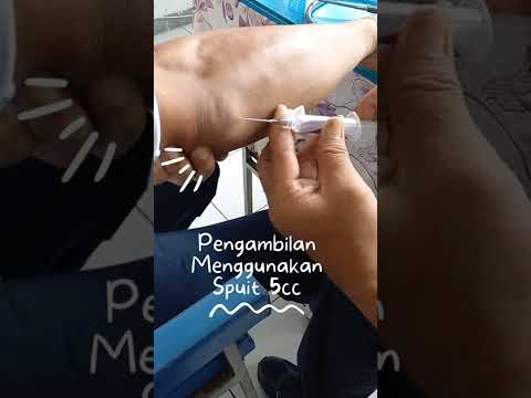 Video: Cara Membersihkan Jarum Suntik Mentol (dengan Gambar)