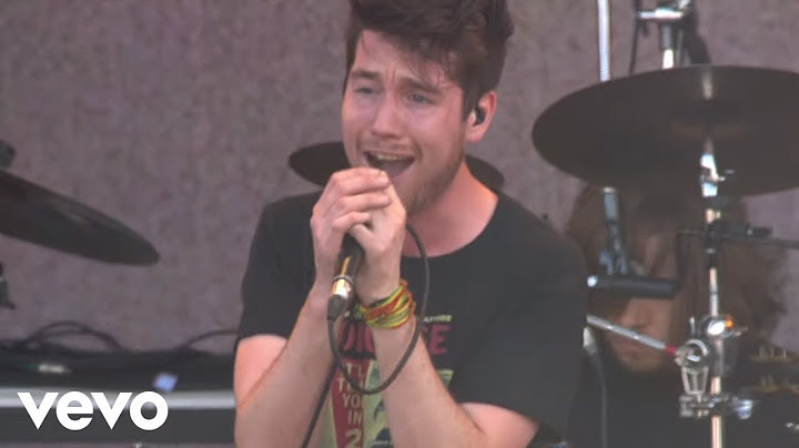 Pompeii Live version - Live performance video thumbnail
