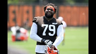 Joel Bitonio Gives His Thoughts on the Development of Browns OT Dawand Jones - Sports4CLE, 8/14/25