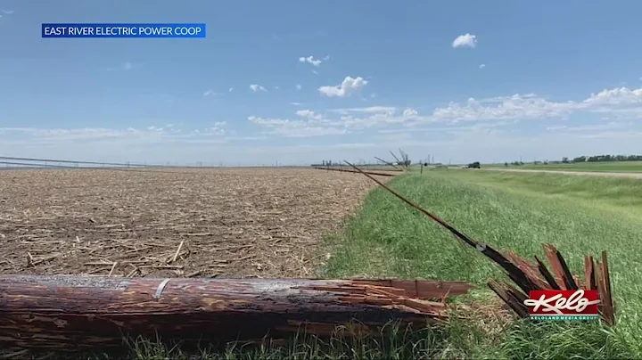 Strong winds cause damage in Brown County
