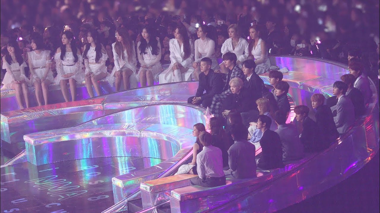 IDOLS Reaction to WannaOne Spring Breeze (워너원 무대보는 여자친구 마마무 비투비 여자아이들) 4K 직캠 by 비몽