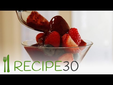 Fresh berry coulis sauce recipe in 15 seconds